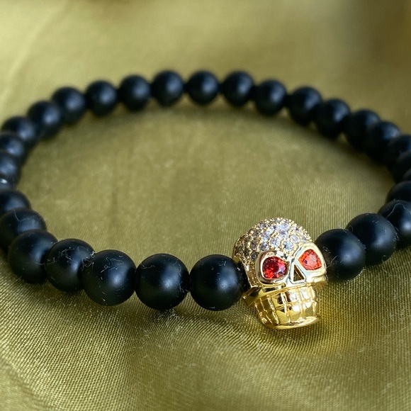 Matte Onyx Gemstone With Gold Zircon Skull Charm - Picture 7 of 7